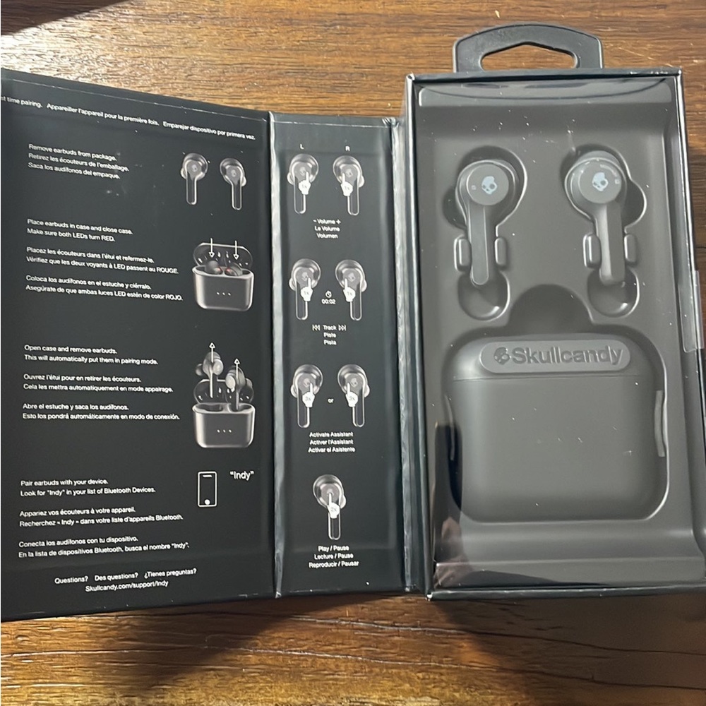 Skullcandy Indy Bluetooth Earbuds